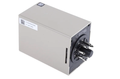 Omron 61FGPN224ACCE ,Seviye sensörü, iletken, minyatür, geçmeli, röle, LED gösterge 24 VAC - 3