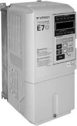 Omron CIMRE7Z40P41B, mpa ve fan sistemleri için tasarlanmış 0,4 kW gücünde bir frekans konvertörüdür
