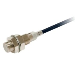 Omron E2EX2B1T122MOMS, KISA GÖVDE M12 2MM DC 3 KABLOLU PNP NO"