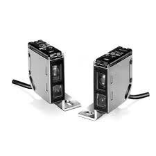 Omron E3SAD92, Fotoelektrik Sensörler 70cm DIF PNP Alarm Vert
