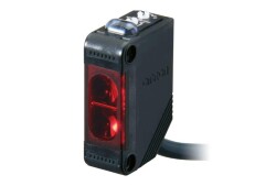 Omron E3ZR812MOMI, 4M DC PNP 3-TEL 2M K. YANSITICI SENSÖR